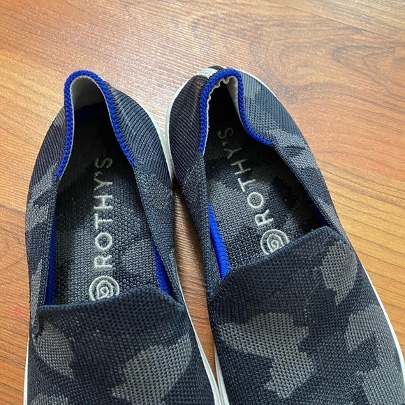ROTHY’S gray two tone slip on sneakers shoes comfort machine washable all year 5 - Picture 4 of 10